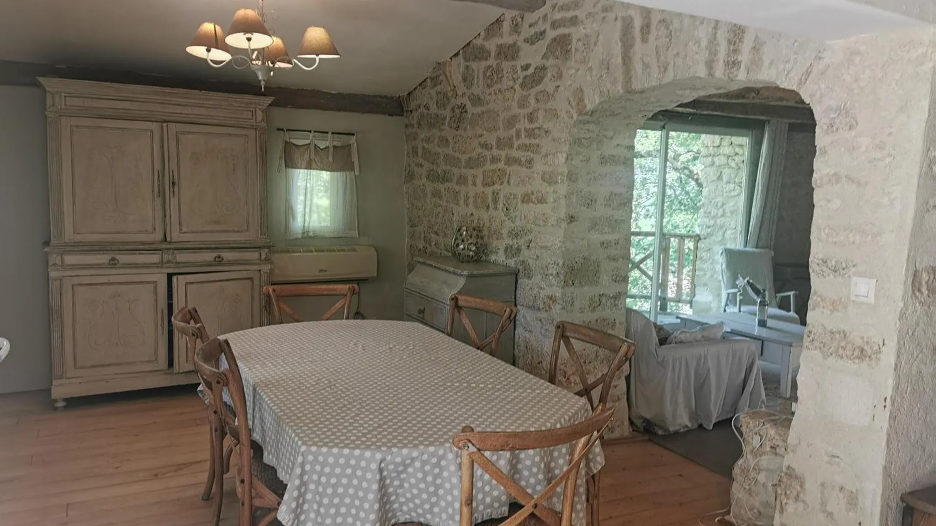 Holiday home Gite De Caractere, Piscine Et Vue Le Boulve