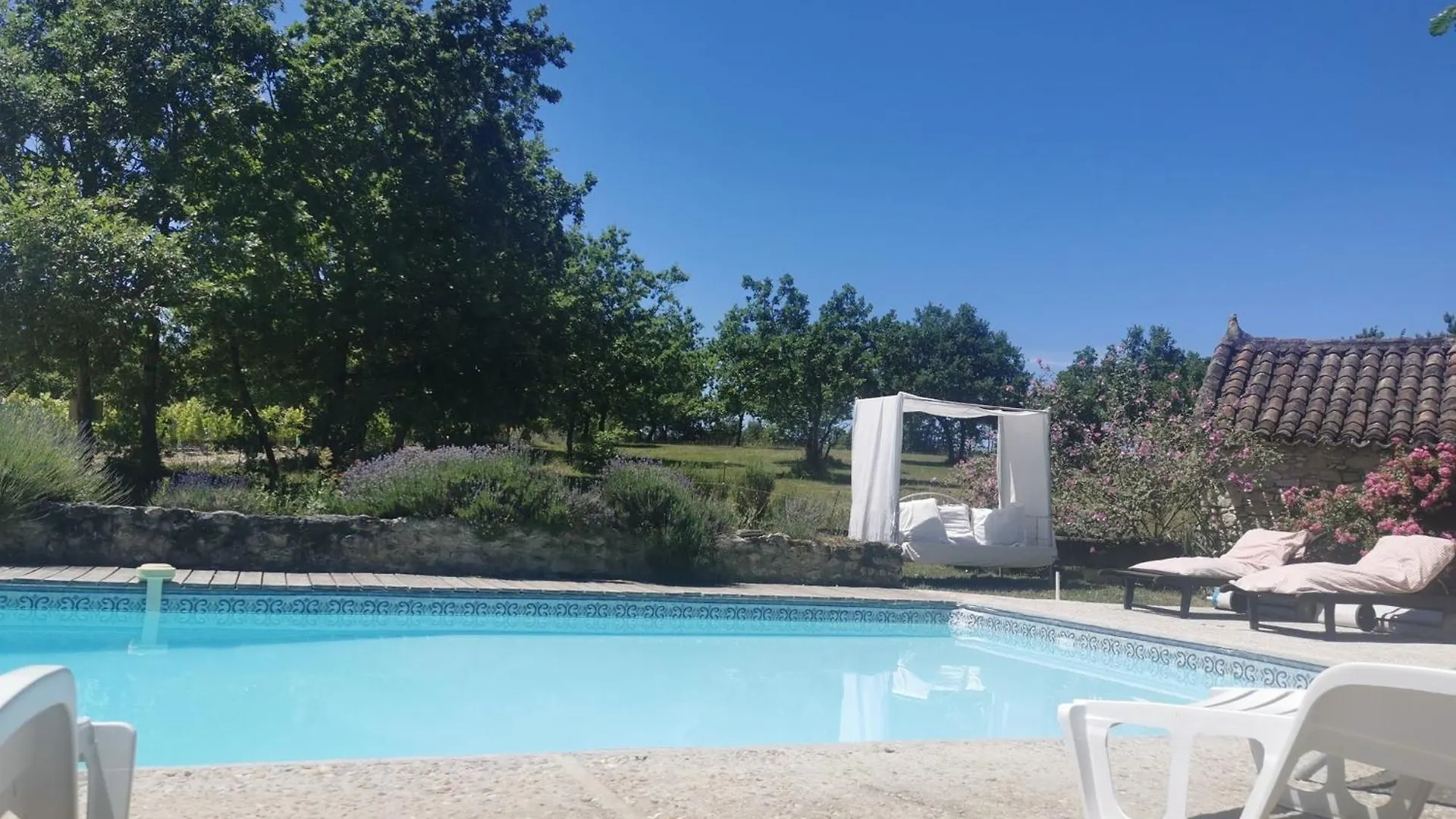 Holiday home Gite De Caractere, Piscine Et Vue Le Boulve France